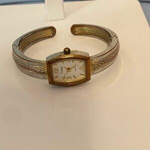 Vintage Vivant Women’s Bangle Cuff Watch Gold Silver Tone Quartz Japan